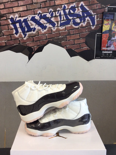Wmns Air Jordan 11"Neapolitan"