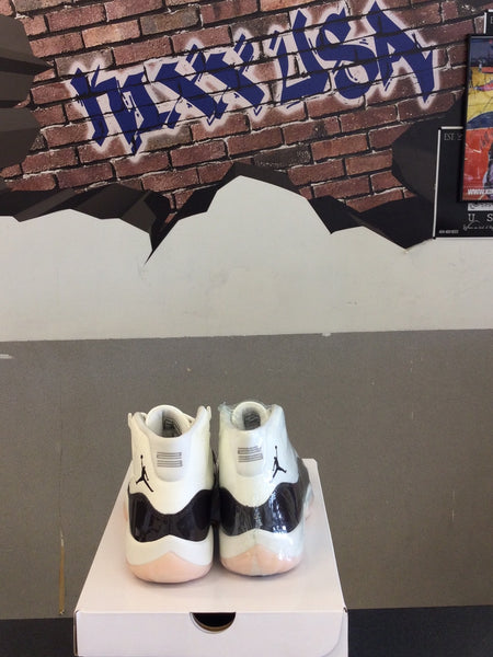 Wmns Air Jordan 11"Neapolitan"