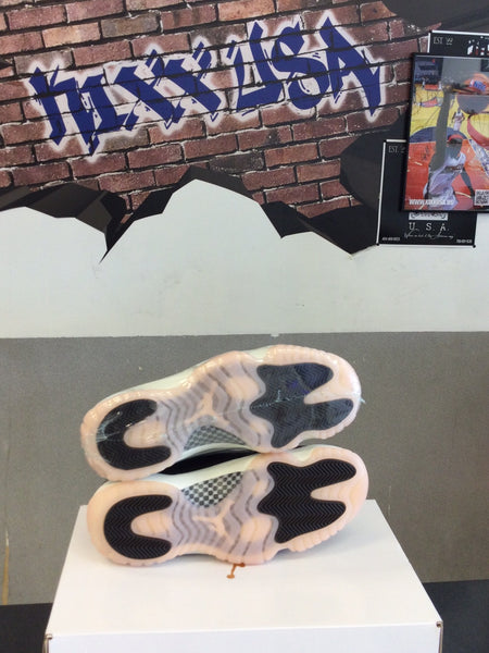 Wmns Air Jordan 11"Neapolitan"
