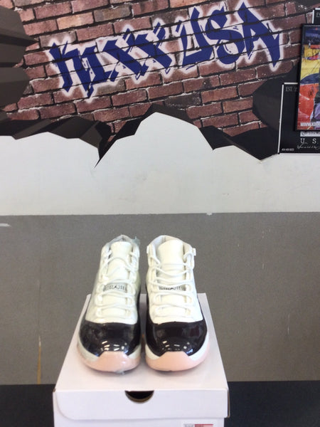 Wmns Air Jordan 11"Neapolitan"