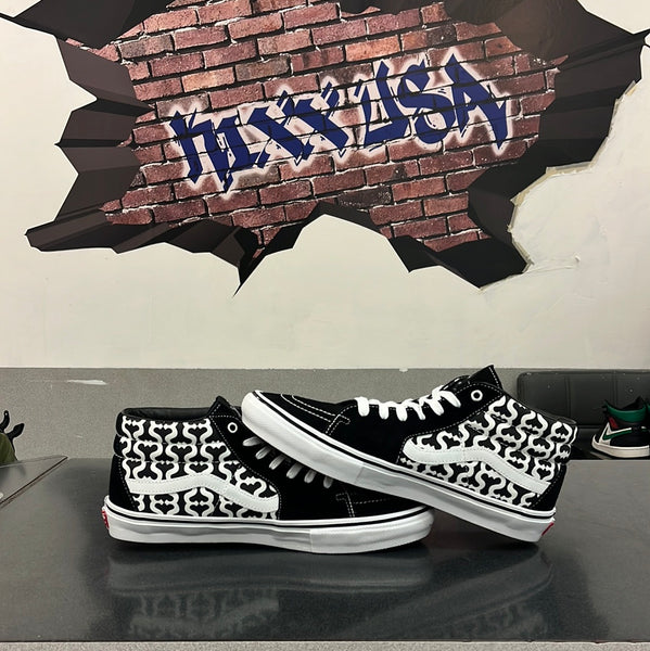 Vans Supreme “Black And White” #21123