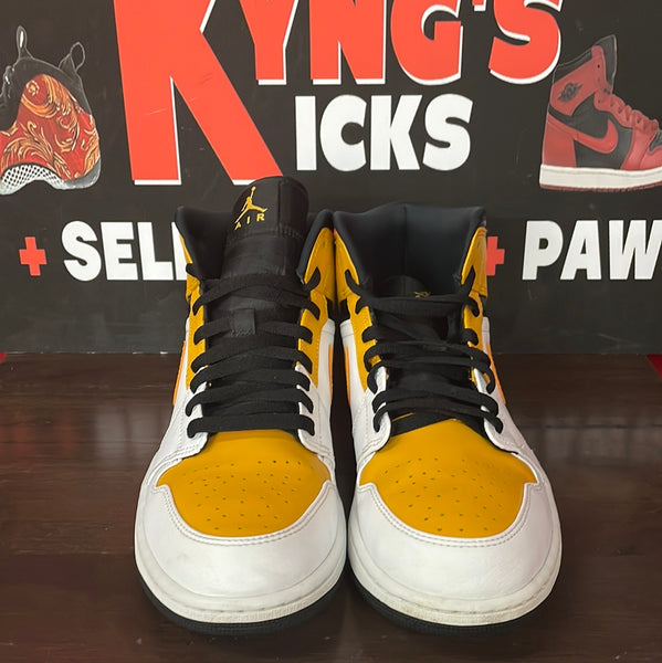 Air Jordan 1 Mid “University Gold”