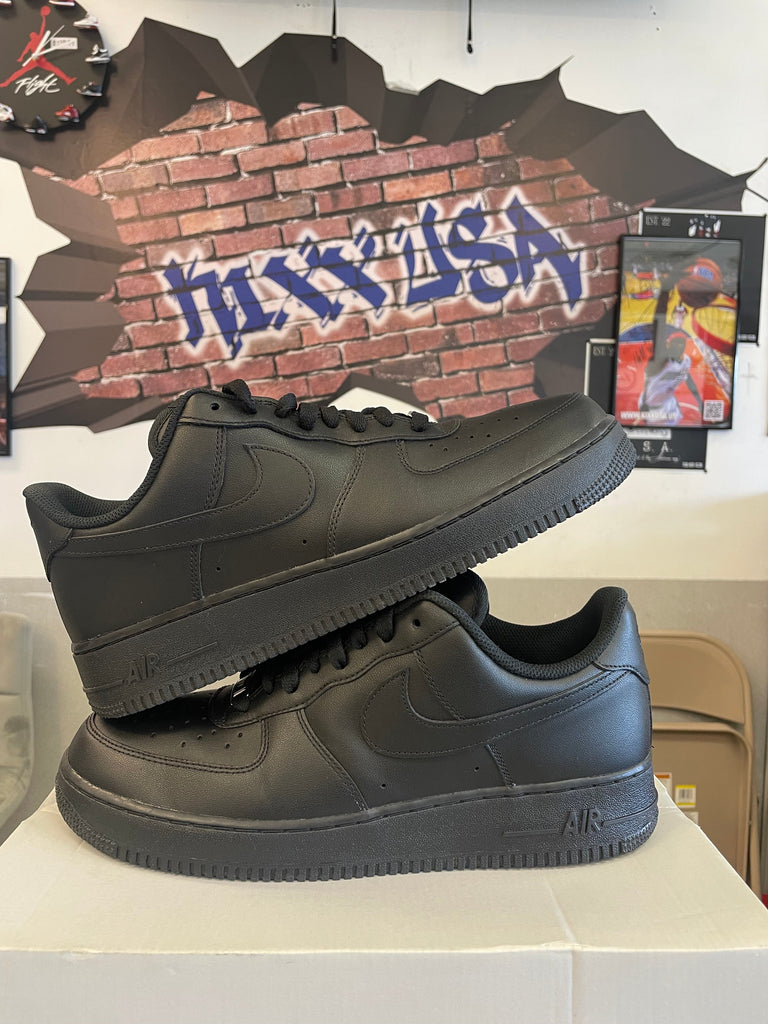 Unleash the Ultimate Style Statement with the Nike Air Force 1 Black #101624: The Must-Have Addition to Your Sneaker Collection