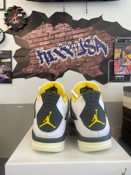Wmns Air Jordan 4 “Vivid Sulfur”#81324