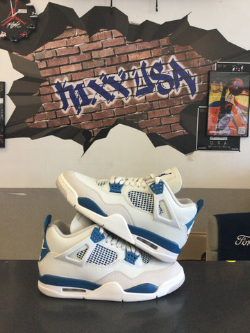 Air Jordan 4 “Military Blue”