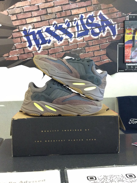 Yeezy Boost 700 “Mauve”#052524