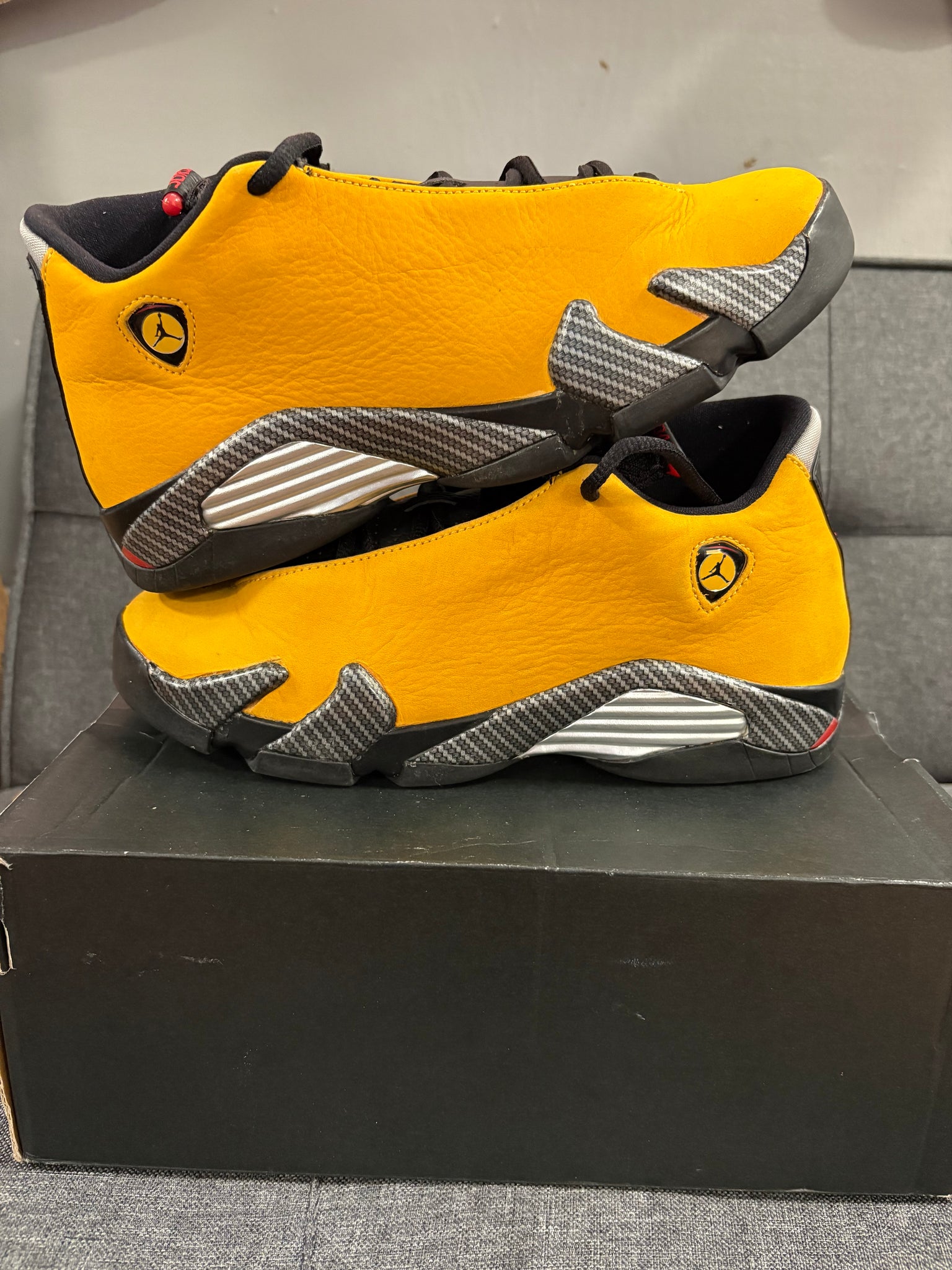 Air Jordan 14 “Reverse Ferrari”#7125