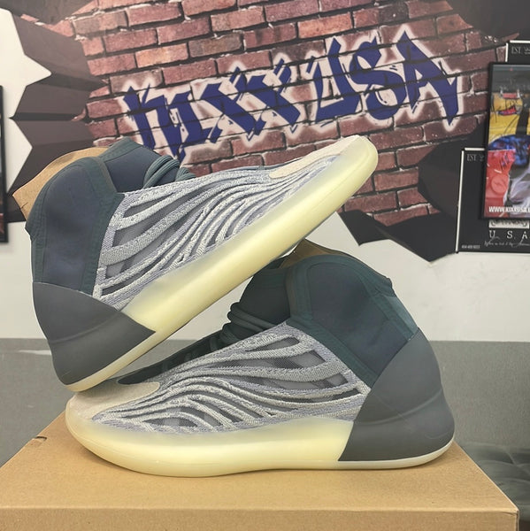 Adidas’s Yeezys QNTM(Mono Carbon)#31024