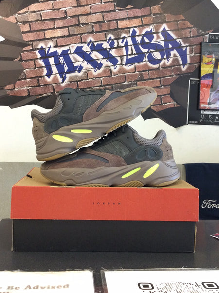 Yeezy Boost 700 “Mauve”#052524