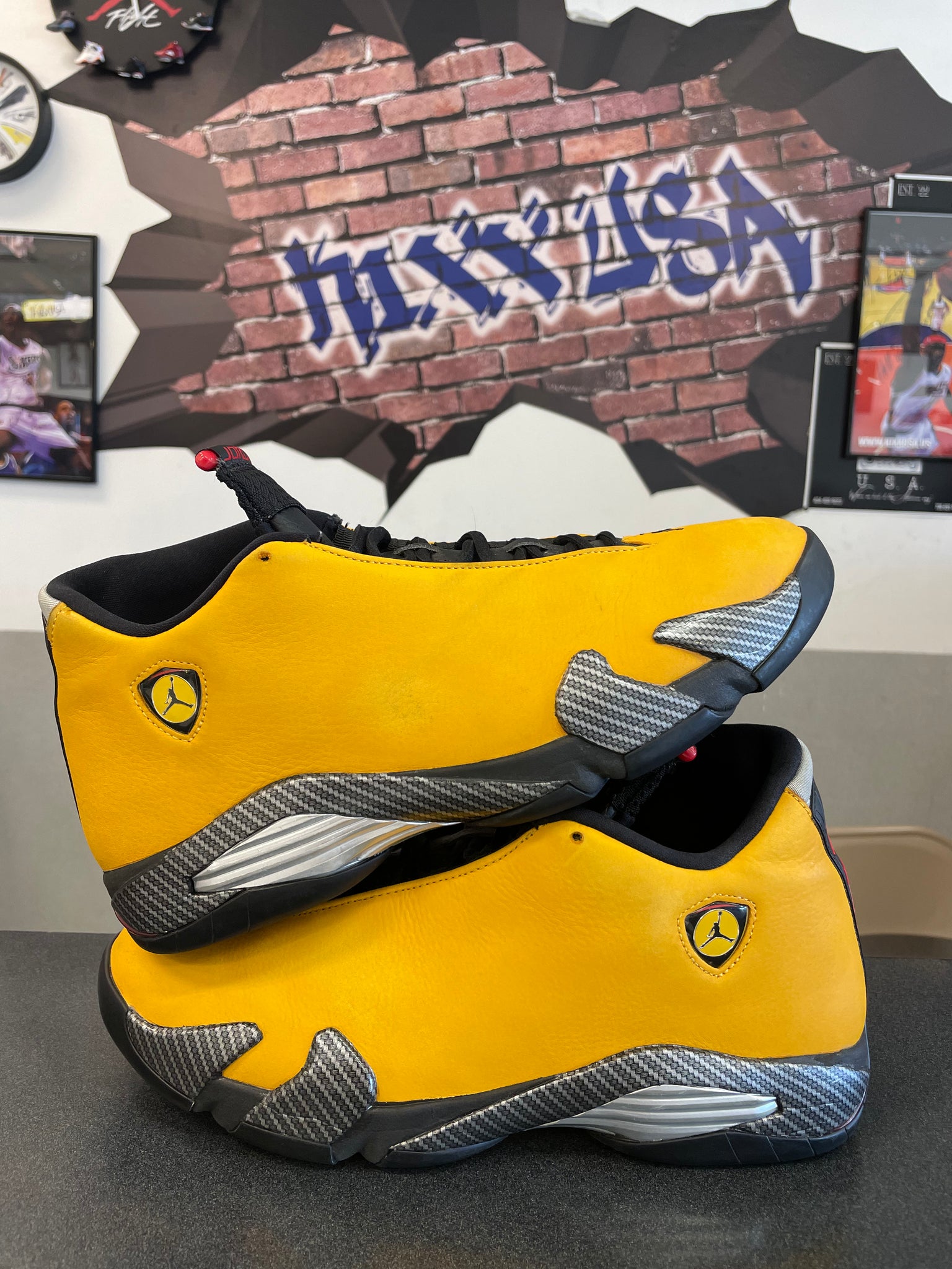 Air Jordan 14 “Reverse Ferrari” #62524