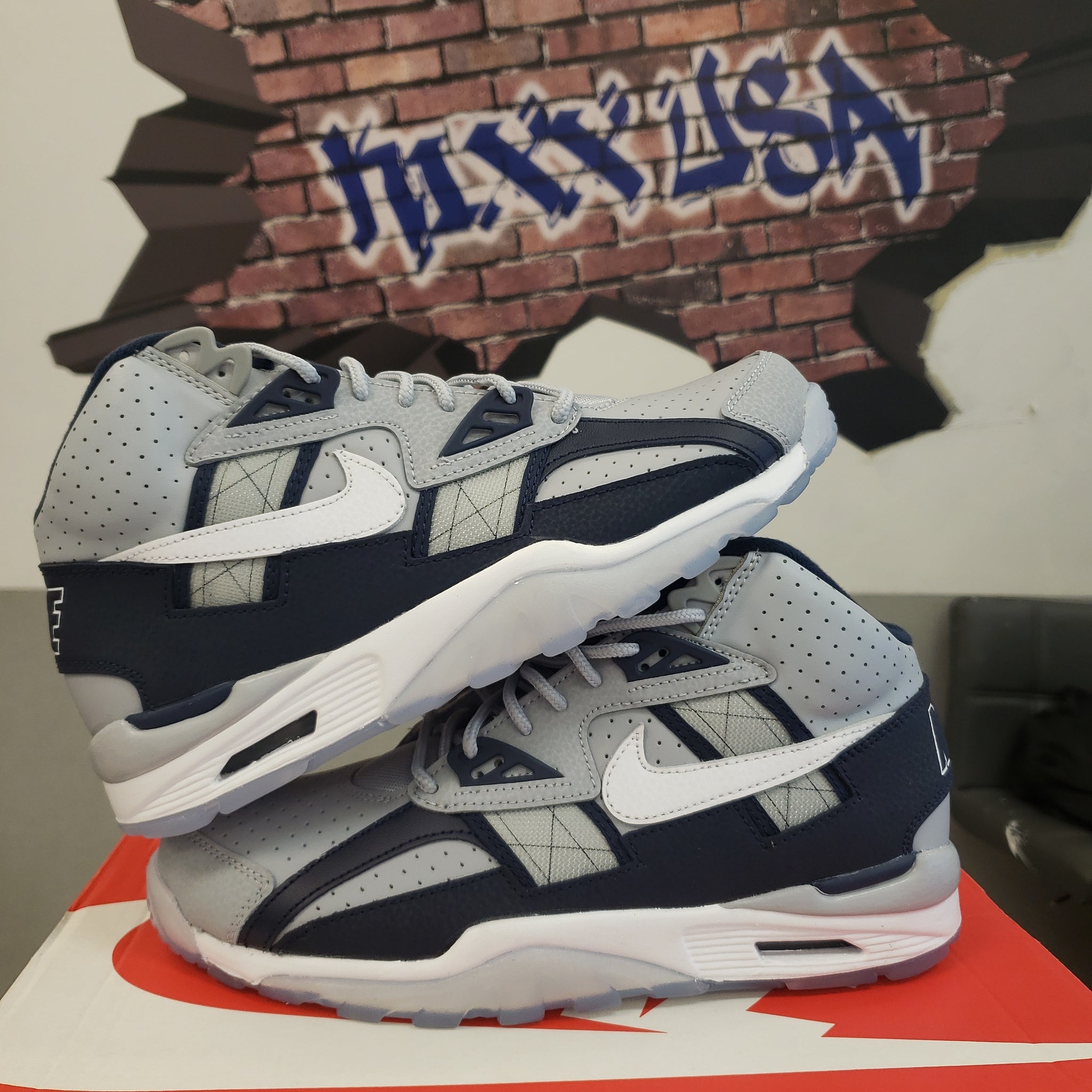 Air Trainer SC High “Wolf Grey”