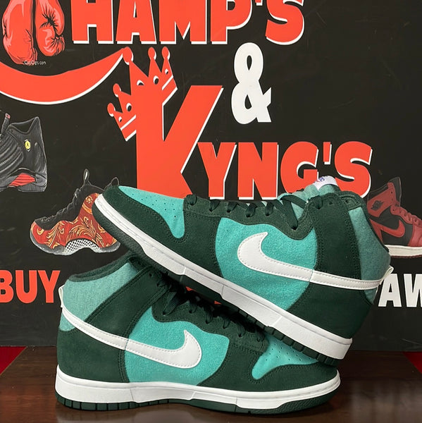 Nike Dunk Se “Athletic Club Pro Green” University 12/10/22