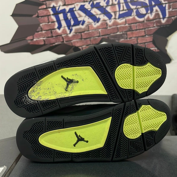 Air Jordan 4 “Neon” 31823