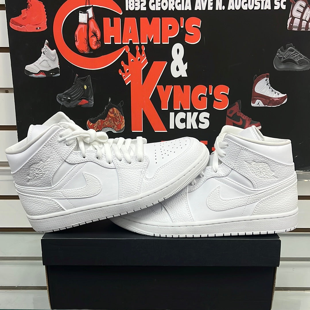 Air Jordan 1 Mid Triple White