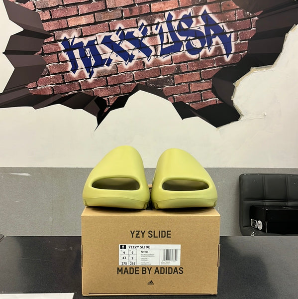 Adidas Yeezy Slide “Resin” #040323