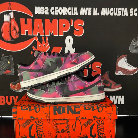 Nike Dunk Low Graffiti Pink