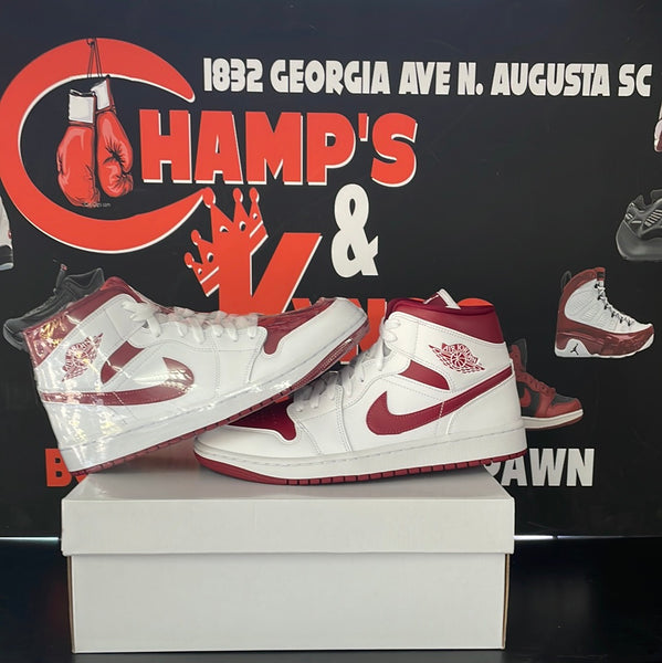 Air Jordan 1 Mid Reverse Chicago (W)